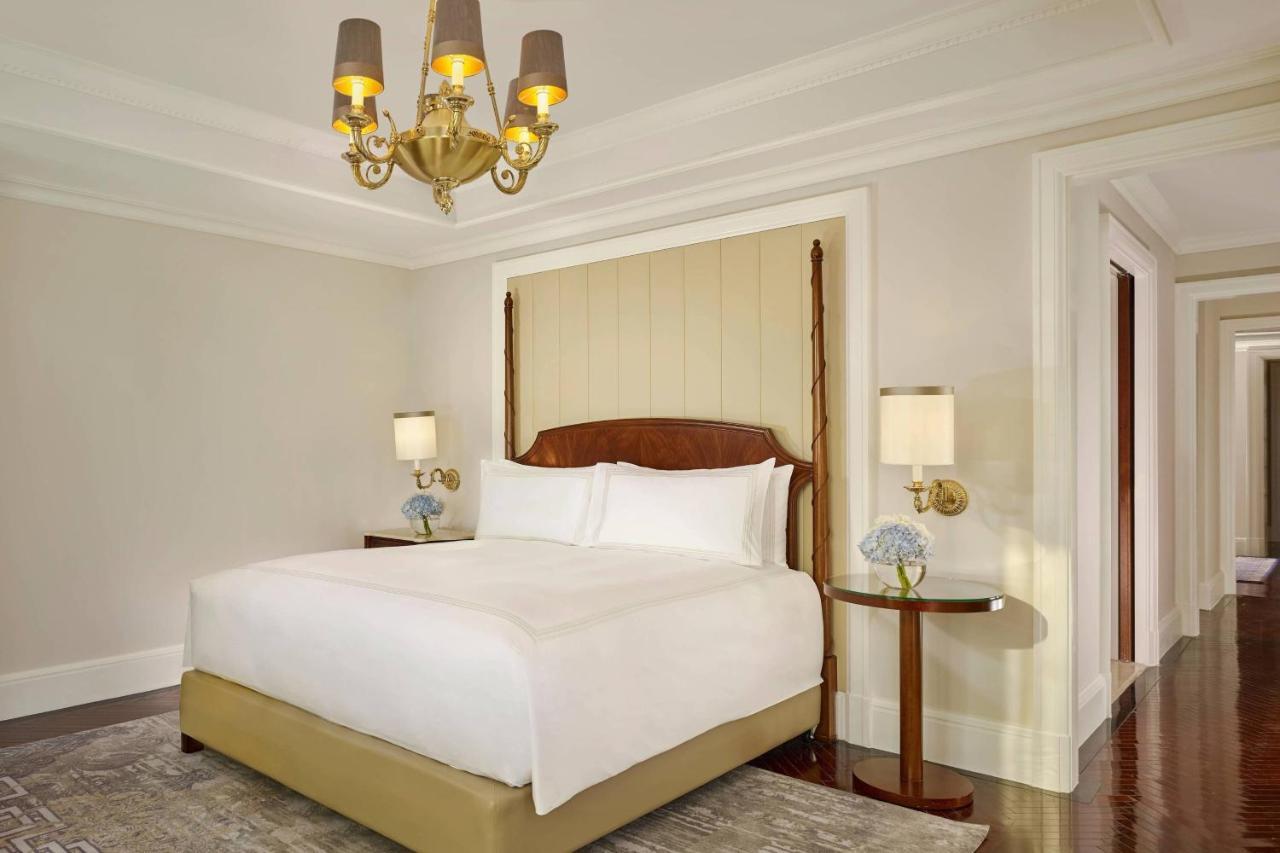 Hotel The Ritz-Carlton, Canton Esterno foto