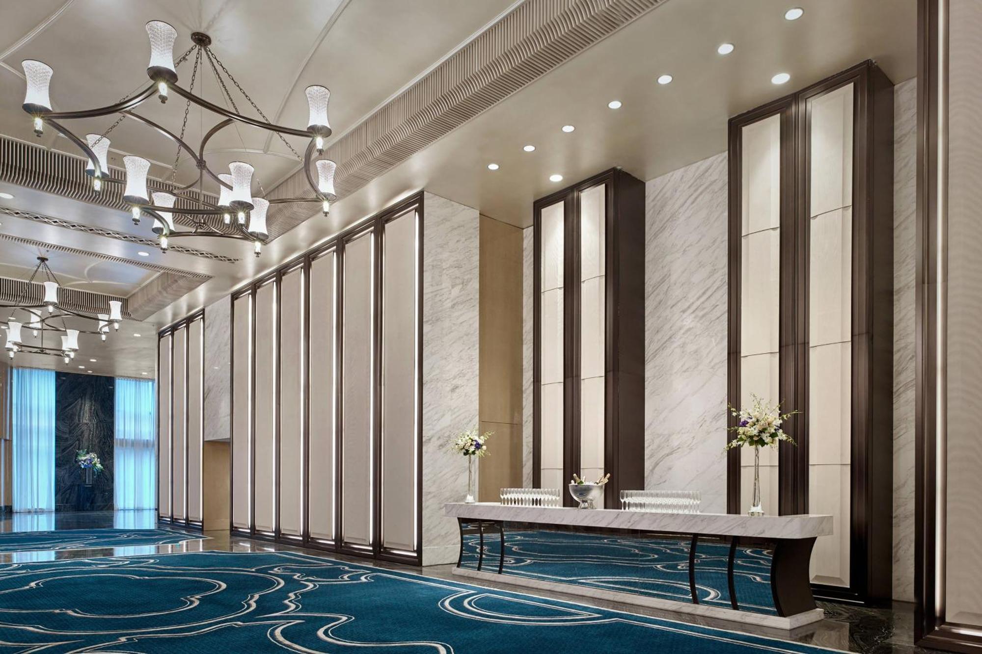 Hotel The Ritz-Carlton, Canton Esterno foto